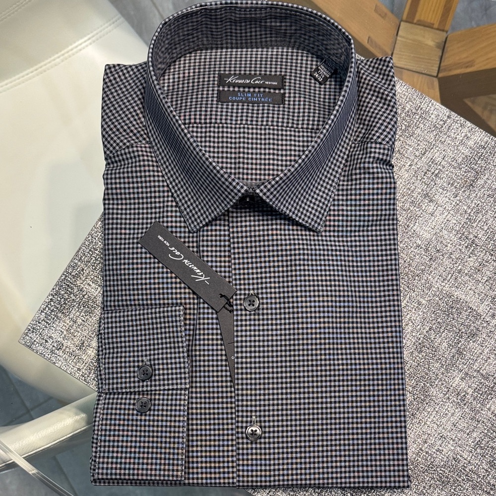 NWT Men's Grey and Navy Checkered Shirt